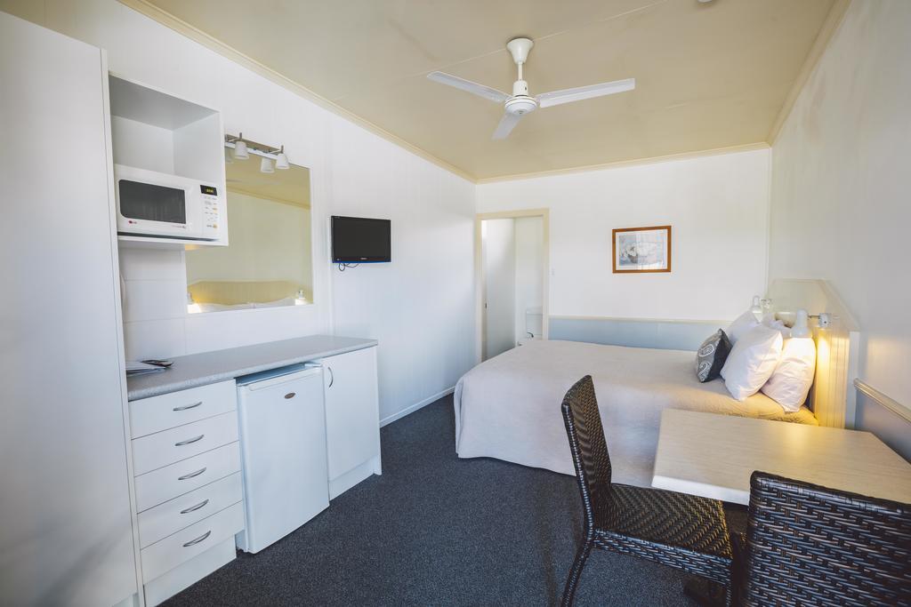 Boulevard Motel Stanthorpe Buitenkant foto