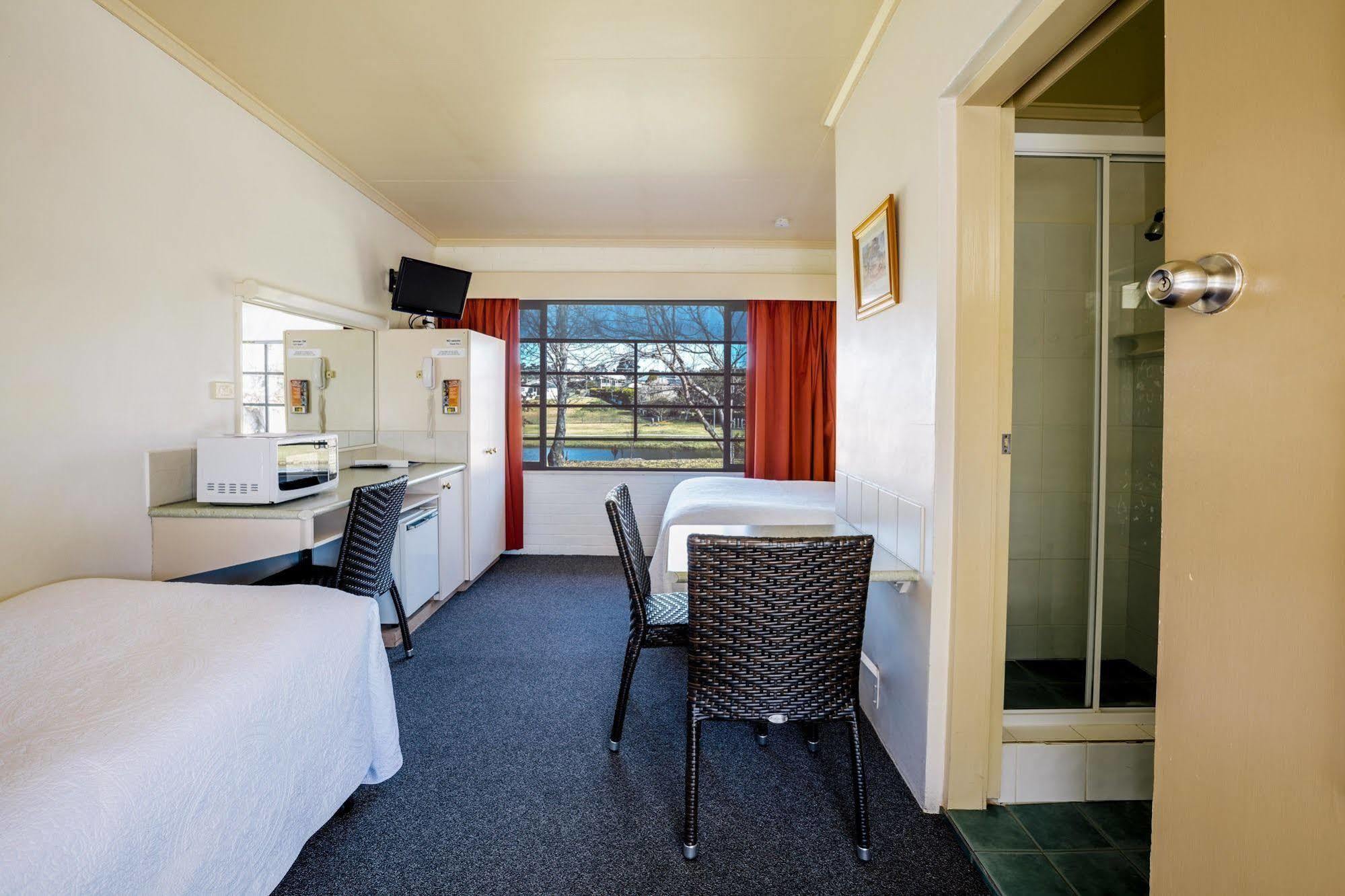 Boulevard Motel Stanthorpe Buitenkant foto