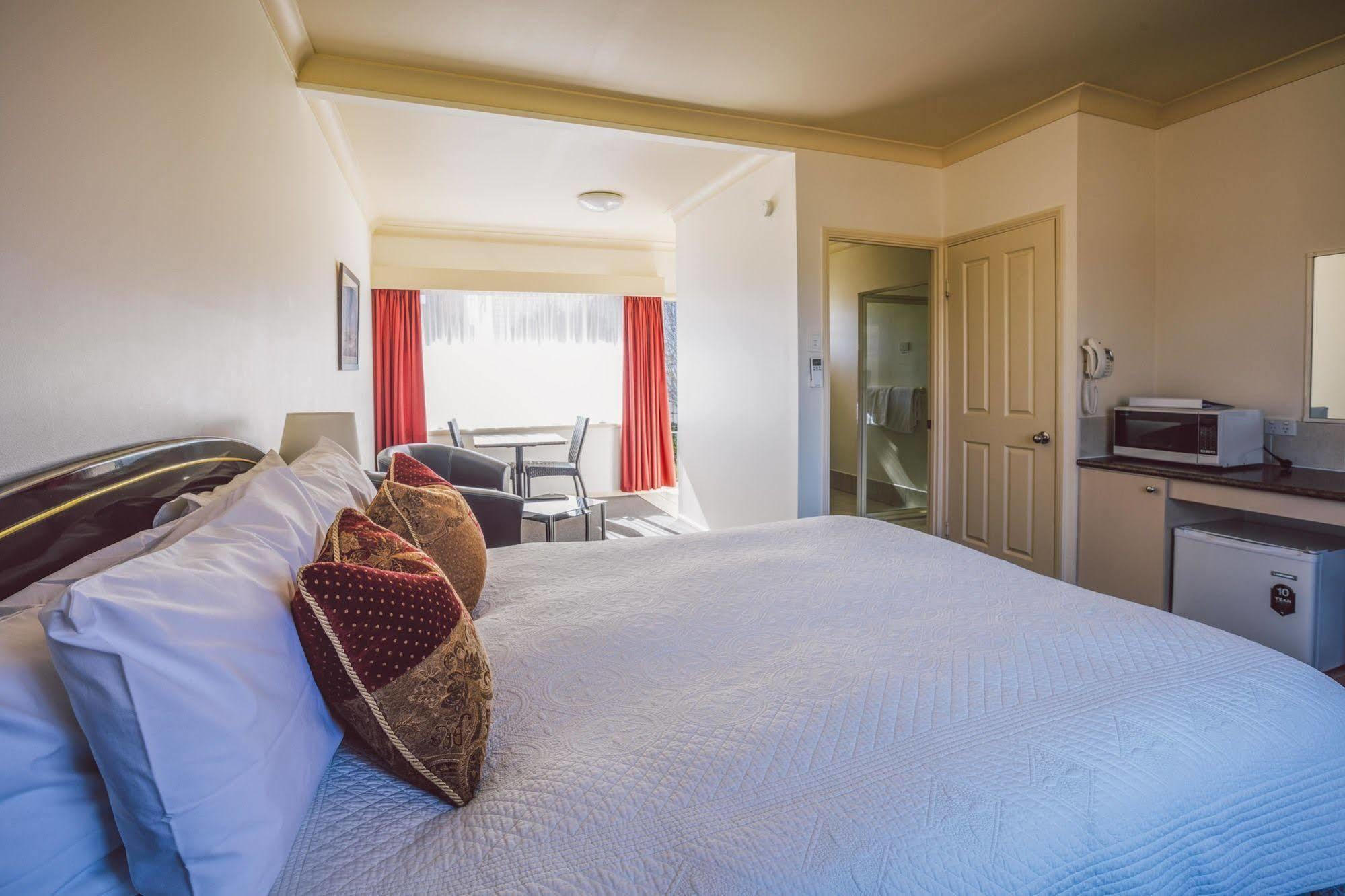 Boulevard Motel Stanthorpe Buitenkant foto